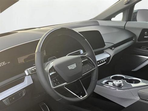 Certified 2025 Cadillac Optiq Sport 2 w/ LPO, Floor Liner Package image 11