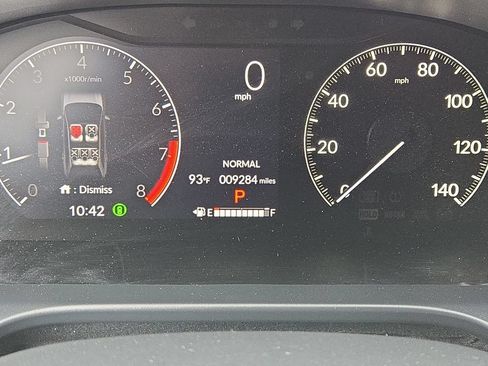 Used 2024 Honda HR-V Sport image 16