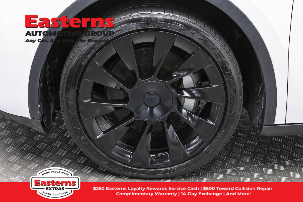 Used 2021 Tesla Model Y Long Range AWD/4WD image 28