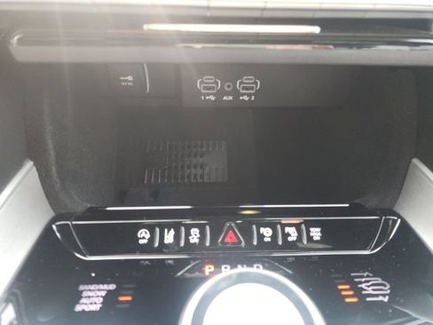 New 2026 Jeep Grand Wagoneer Limited image 9