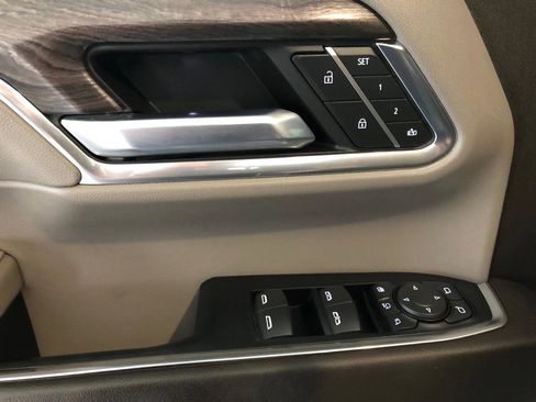 Used 2024 Chevrolet Silverado 2500 LTZ w/ LTZ Plus Package image 13