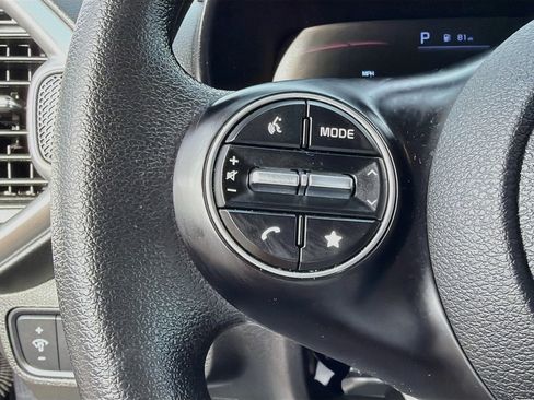 Used 2023 Kia Soul LX w/ LX Technology Package FWD image 35