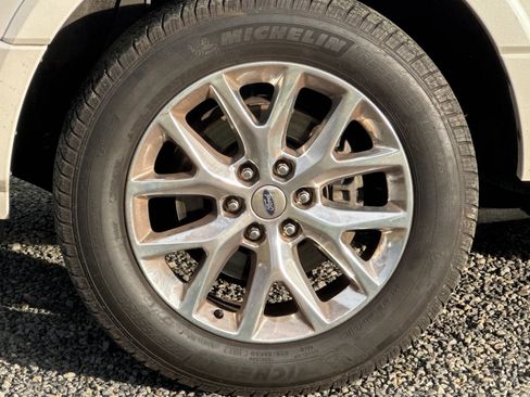 Used 2015 Ford Expedition EL Limited w/ Equipment Group 301A image 25