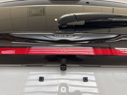 New 2026 Chrysler Pacifica Limited w/ S Appearance Package image 18