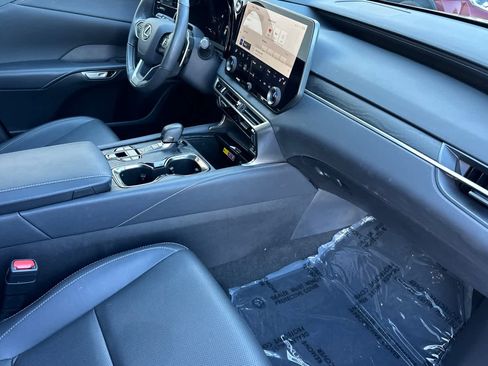 Used 2025 Lexus RX 350 Premium w/ Convenience Package image 17