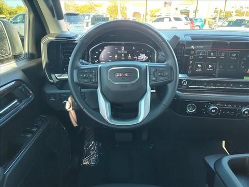 Certified 2024 GMC Sierra 1500 Elevation AWD/4WD image 7