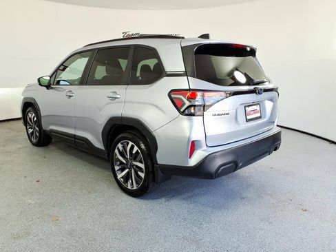 Used 2026 Subaru Forester Touring AWD/4WD image 6