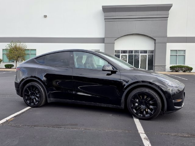 Used 2023 Tesla Model Y Long Range AWD/4WD image 7