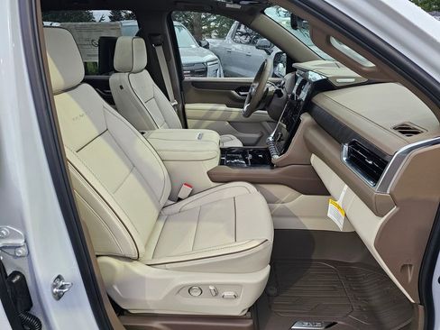 New 2026 GMC Yukon XL Denali w/ Advanced Technology Package AWD/4WD image 49