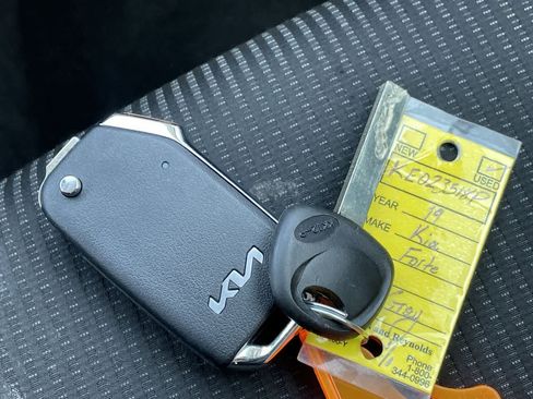 Used 2019 Kia Forte LXS image 26