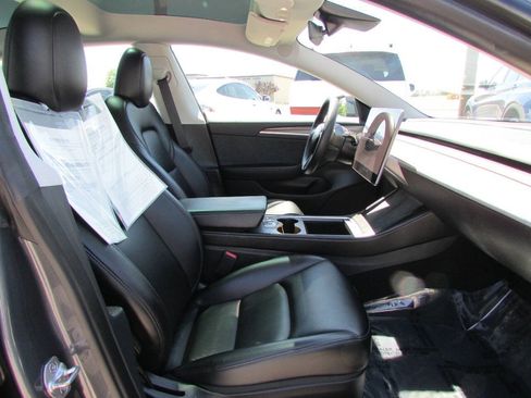 Used 2023 Tesla Model 3 Standard Range RWD image 17