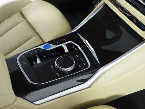 Used 2024 BMW i4 eDrive35 w/ Premium Package RWD image 15