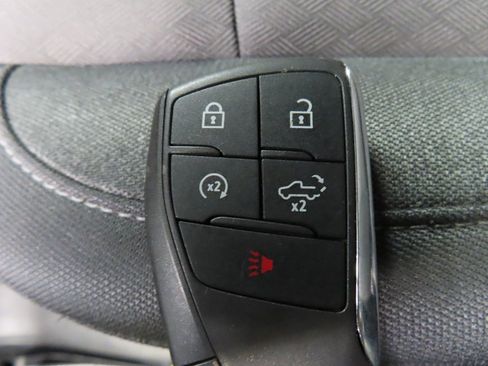 Used 2025 Chevrolet Silverado 1500 LT image 51