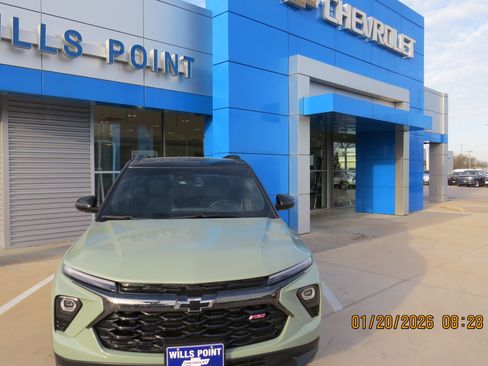 Used 2024 Chevrolet TrailBlazer RS w/ Convenience Package image 8