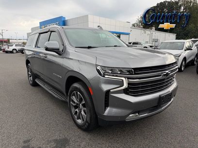Used 2021 Chevrolet Suburban LT w/ LT Signature Package