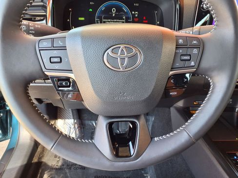 Certified 2025 Toyota Camry SE w/ Multimedia Upgrade Package FWD image 17