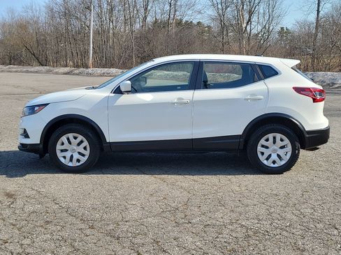 Used 2020 Nissan Rogue Sport S image 8