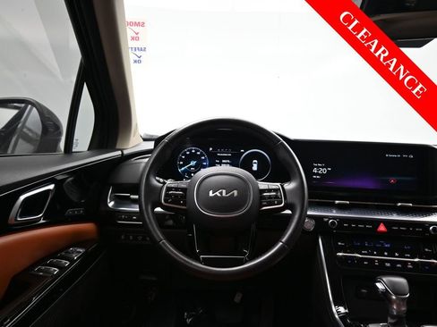Used 2023 Kia Carnival SX Prestige image 36