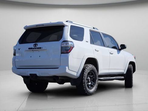 Certified 2021 Toyota 4Runner SR5 Premium w/ Moonroof Package AWD/4WD image 26