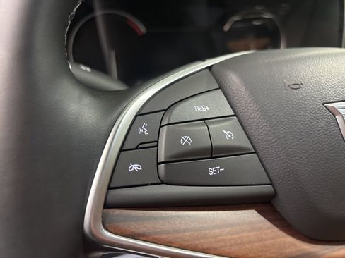 Certified 2025 Cadillac XT5 Premium Luxury image 19