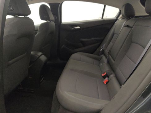 Used 2017 Chevrolet Cruze LT w/ Convenience Package FWD image 18