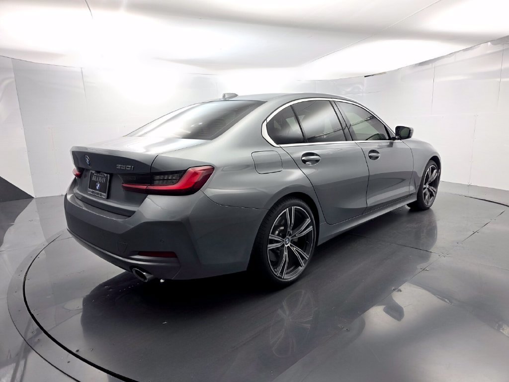 Certified 2024 BMW 330i Sedan w/ Convenience Package RWD image 6