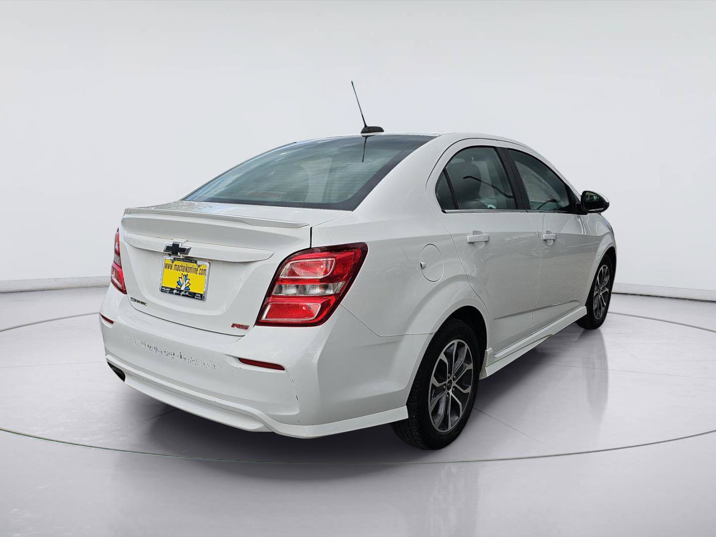 Used 2020 Chevrolet Sonic LT w/ RS Package FWD image 5