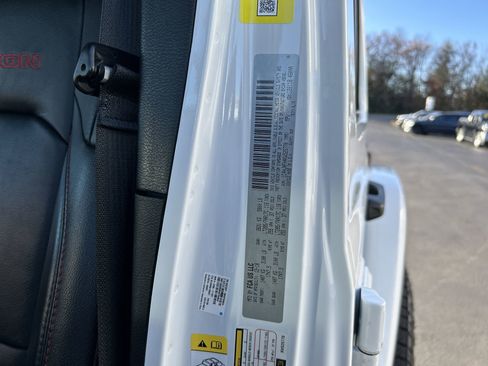 Used 2019 Jeep Wrangler Unlimited Rubicon image 28