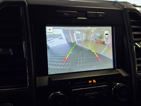 Used 2018 Ford F150 XLT w/ Equipment Group 302A Luxury image 32