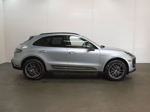 New 2025 Porsche Macan Turbo image 9