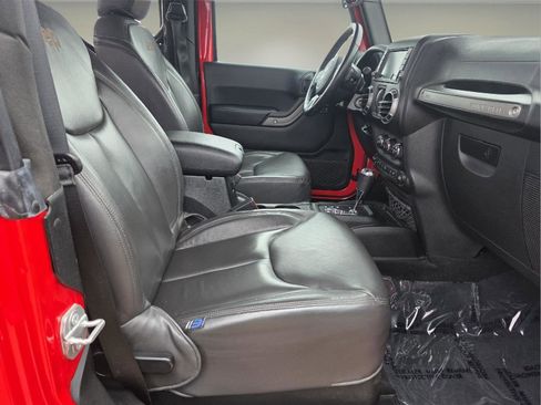 Used 2018 Jeep Wrangler Sport image 26