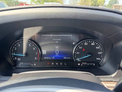 Used 2024 Ford Explorer Limited w/ Limited Technology Package AWD/4WD image 19