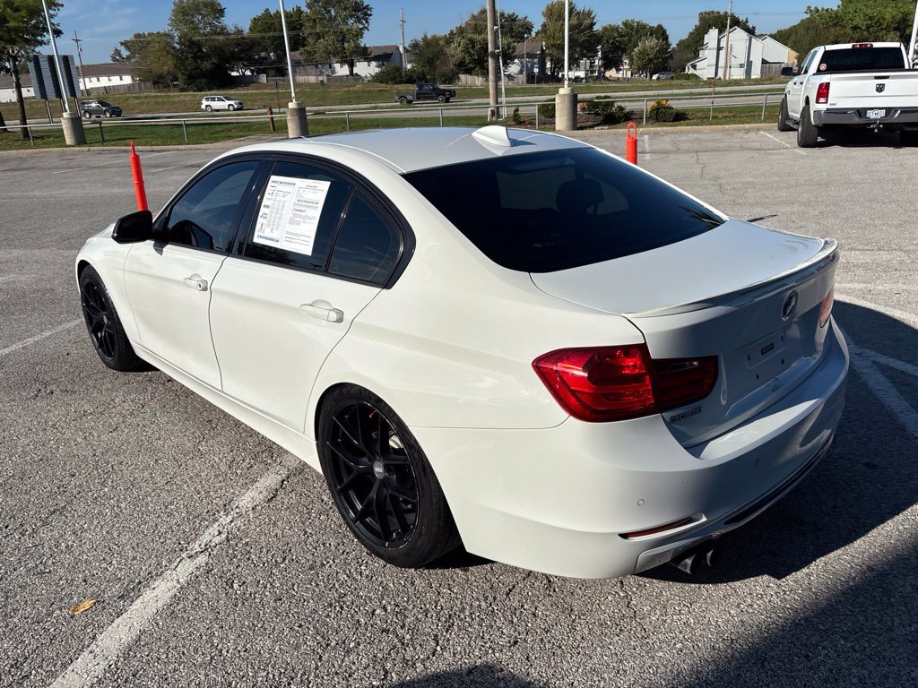 Used 2015 BMW 328i xDrive Sedan AWD/4WD image 6