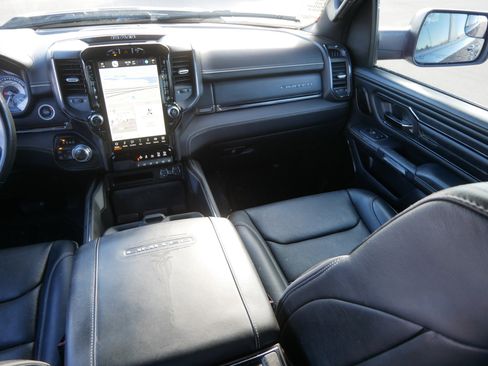 Certified 2022 RAM 1500 Limited image 11