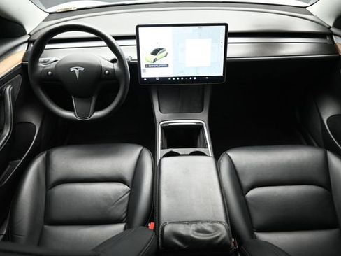 Used 2021 Tesla Model 3 Standard Range Plus RWD image 11