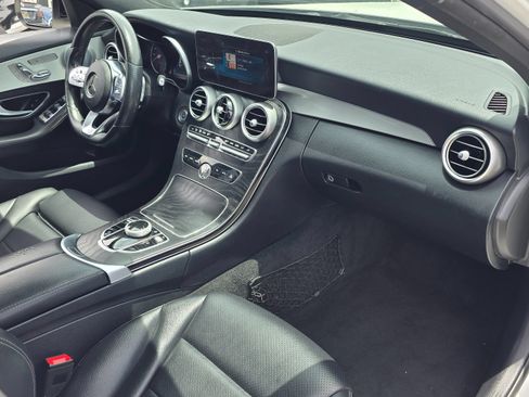 Used 2019 Mercedes-Benz C 300 Sedan image 9