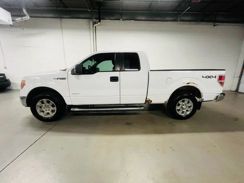 Used 2011 Ford F150 XLT w/ XLT Chrome Pkg AWD/4WD image 5
