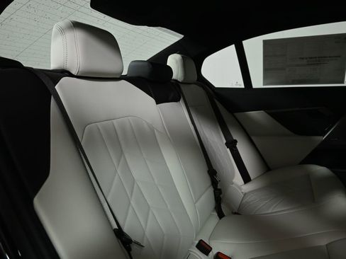 New 2026 BMW 530i xDrive w/ M Sport Package image 34