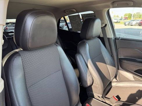 Used 2019 Buick Encore Preferred image 36