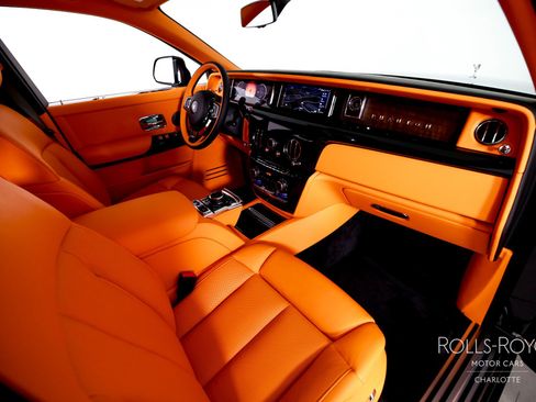 New 2026 Rolls-Royce Phantom Sedan image 36