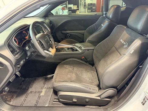 Used 2022 Dodge Challenger SRT Hellcat Redeye RWD image 11