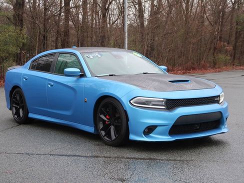 Used 2016 Dodge Charger R/T Scat Pack w/ Technology Group image 3