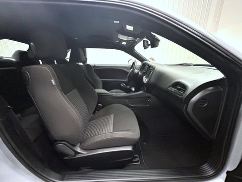 Used 2022 Dodge Challenger GT w/ Blacktop Package AWD/4WD image 17