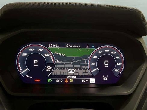 Used 2024 Audi Q4 e-tron Premium Plus w/ Premium Plus image 9