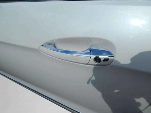 Used 2012 Mercedes-Benz E 350 Cabriolet image 48