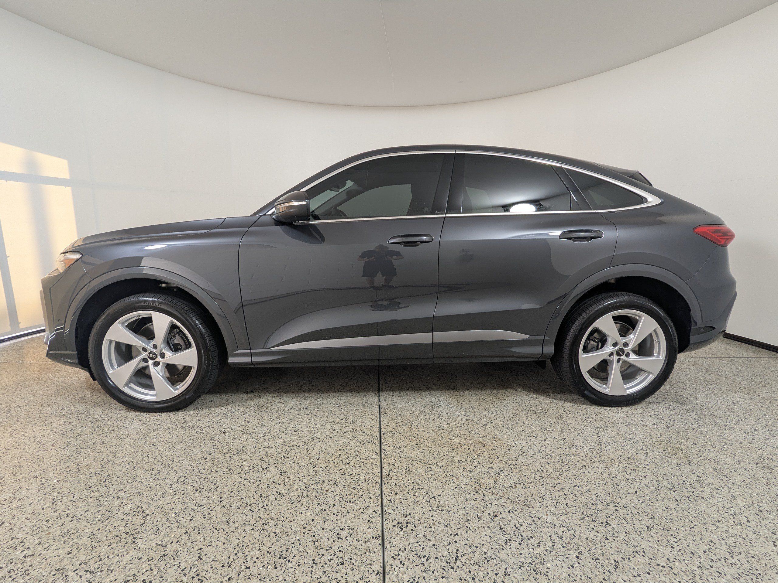 Certified 2025 Audi Q5 Premium Plus AWD/4WD image 3