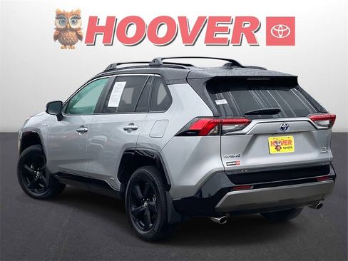 Used 2021 Toyota RAV4 XSE image 5