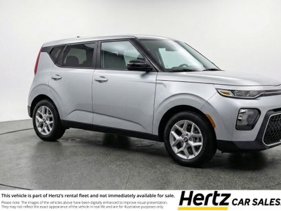 Used 2025 Kia Soul LX w/ LX Technology Package