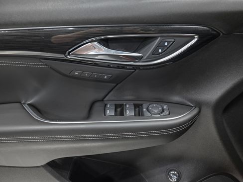 Used 2023 Buick Envision Essence w/ Sport Touring Package AWD/4WD image 13