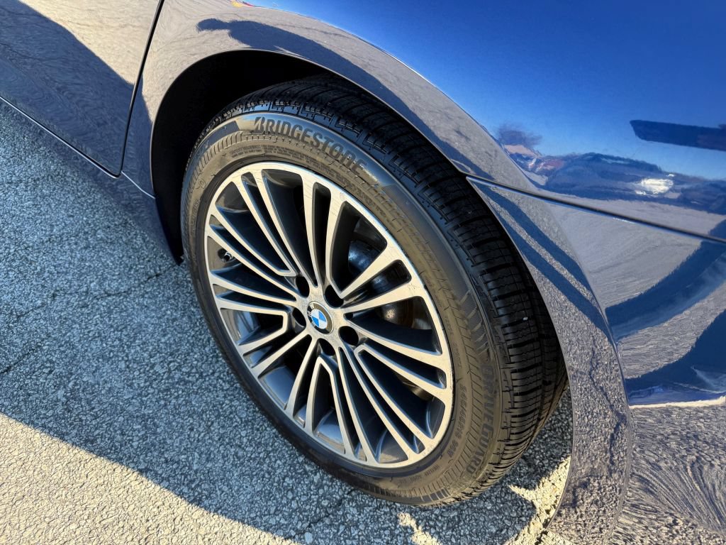 Used 2019 BMW 540i xDrive w/ Convenience Package AWD/4WD image 10